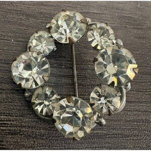 Vintage Oval Rhinestone Brooch